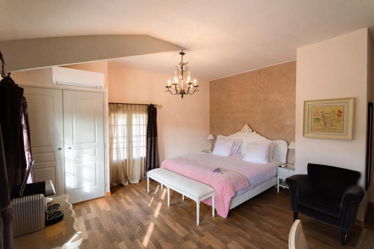 Le Domaine Du Colombier Hotel Malataverne Buitenkant foto