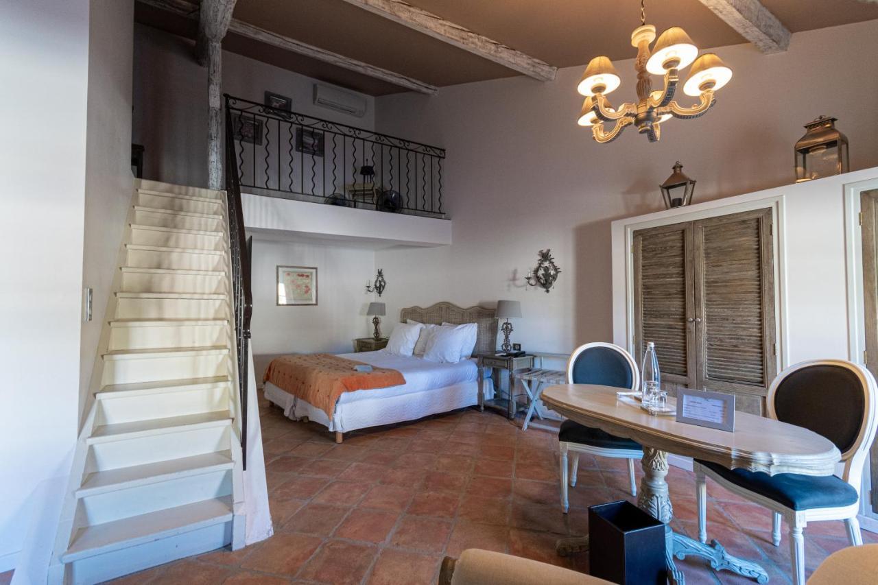 Le Domaine Du Colombier Hotel Malataverne Buitenkant foto