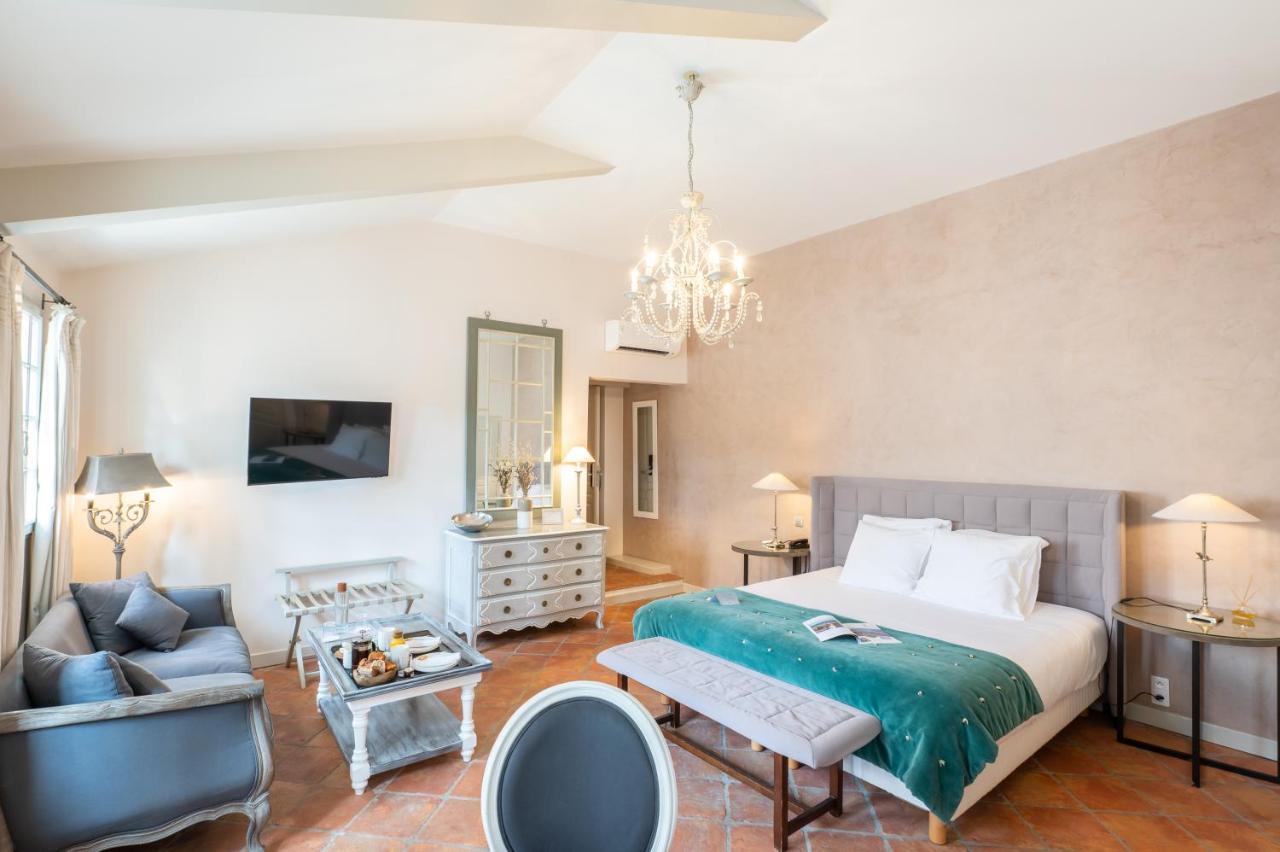 Le Domaine Du Colombier Hotel Malataverne Buitenkant foto
