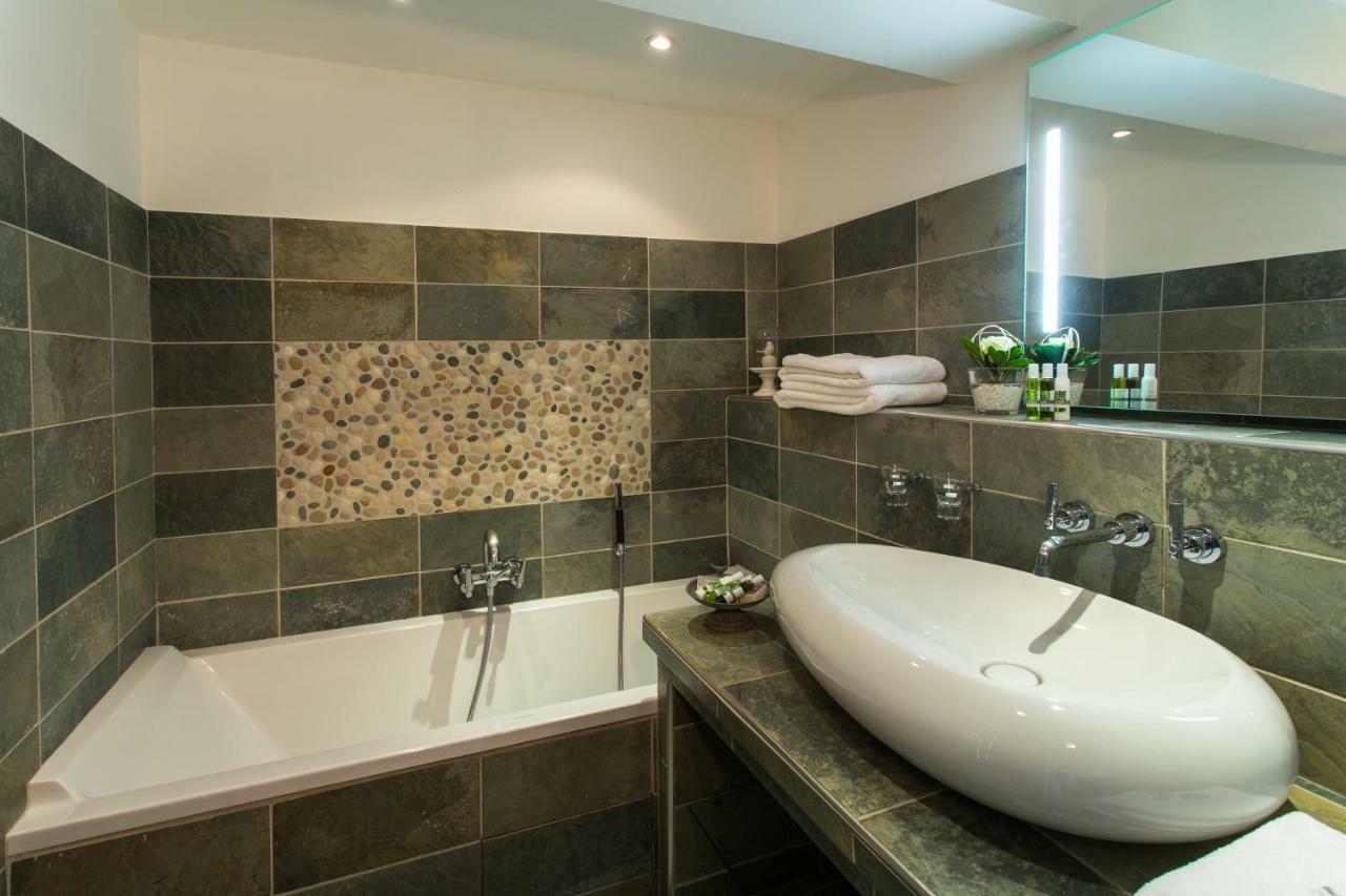 Le Domaine Du Colombier Hotel Malataverne Kamer foto